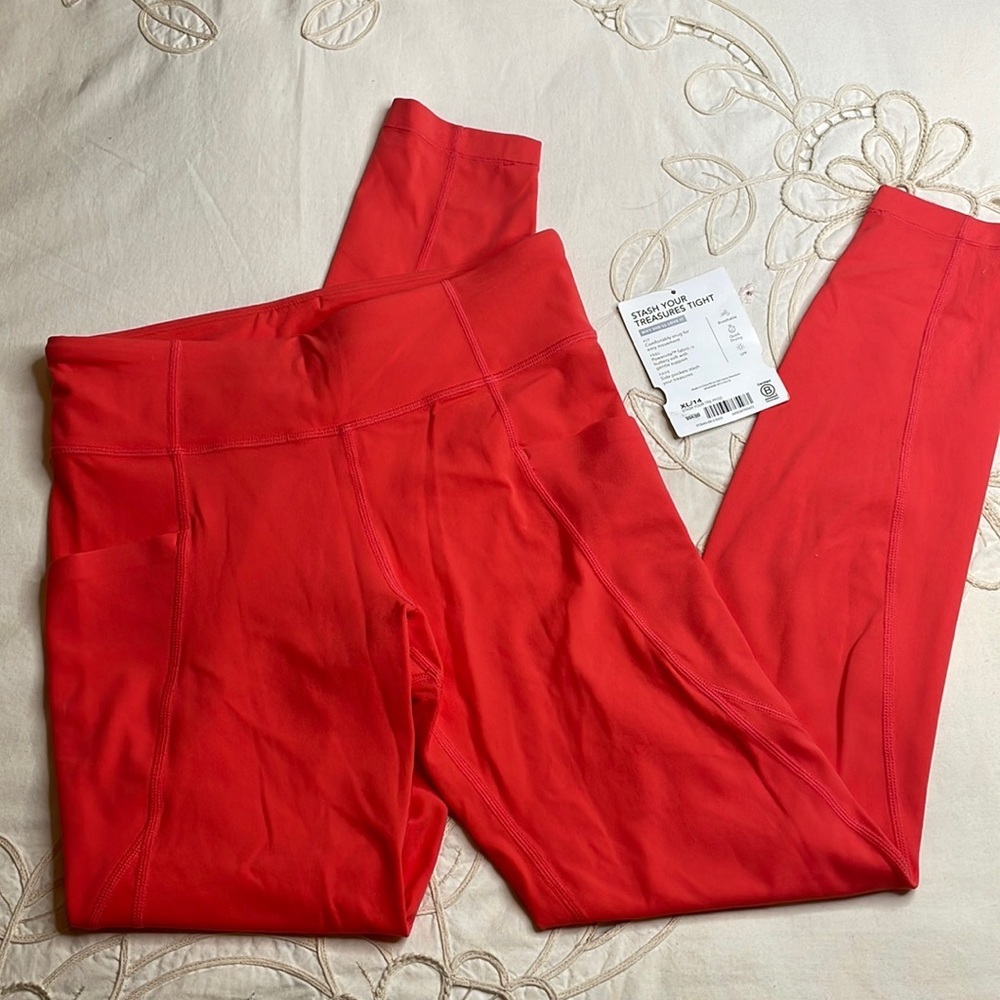 Athleta stash your treasures UPF pocketed soft tight leggings